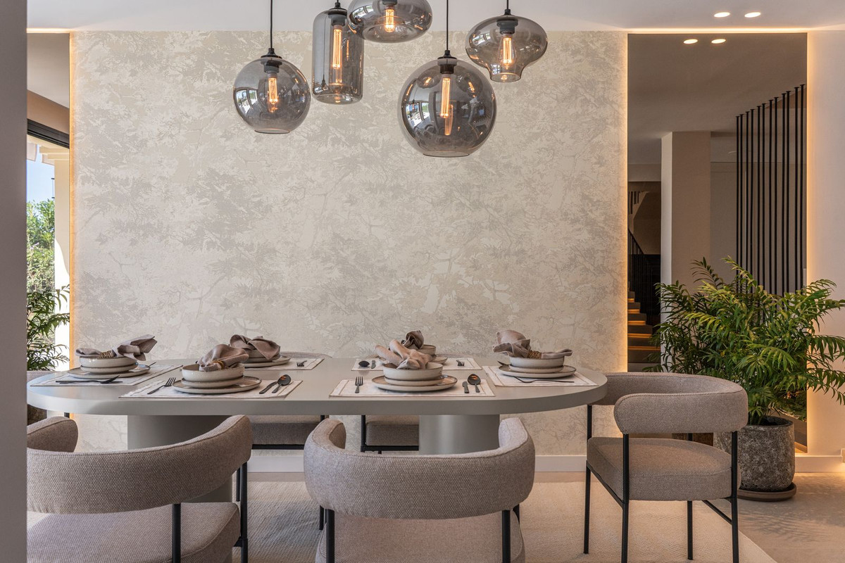 3 Bed, 2 Bath, HouseFor Sale, La Quinta, Malaga