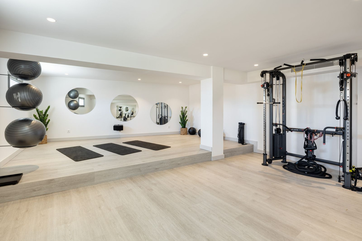 7 Bed, 7 Bath, HouseFor Sale, Benahavis, Malaga