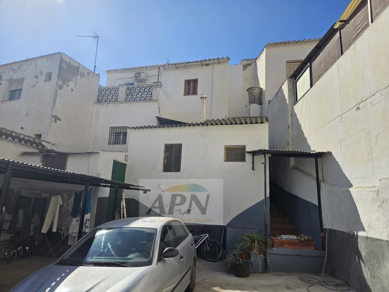 4 Bed, 1 Bath, HouseFor Sale, Álora, Malaga