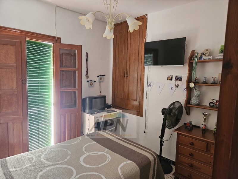 4 Bed, 1 Bath, HouseFor Sale, Álora, Malaga