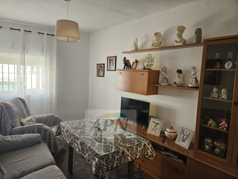 4 Bed, 1 Bath, HouseFor Sale, Álora, Malaga
