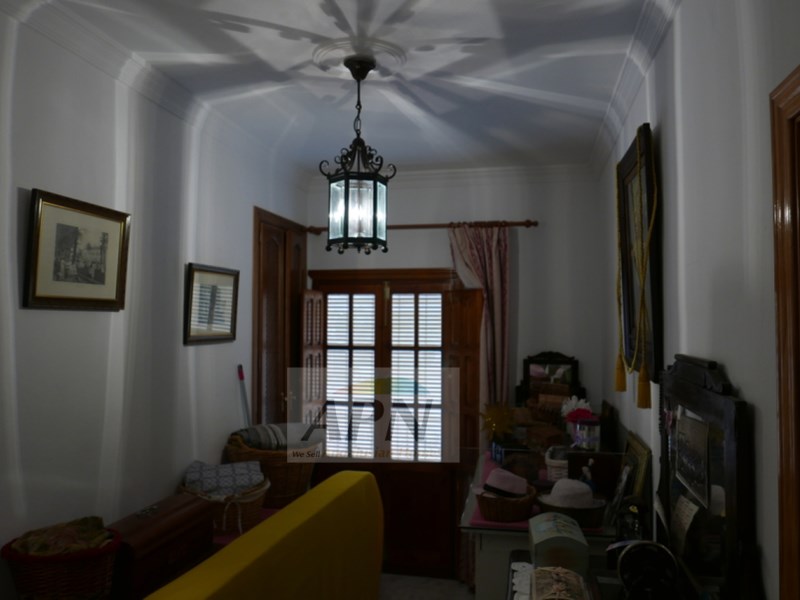 3 Bed, 2 Bath, HouseFor Sale, Álora, Malaga