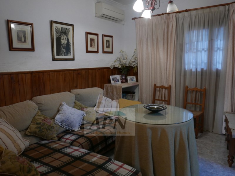 3 Bed, 2 Bath, HouseFor Sale, Álora, Malaga