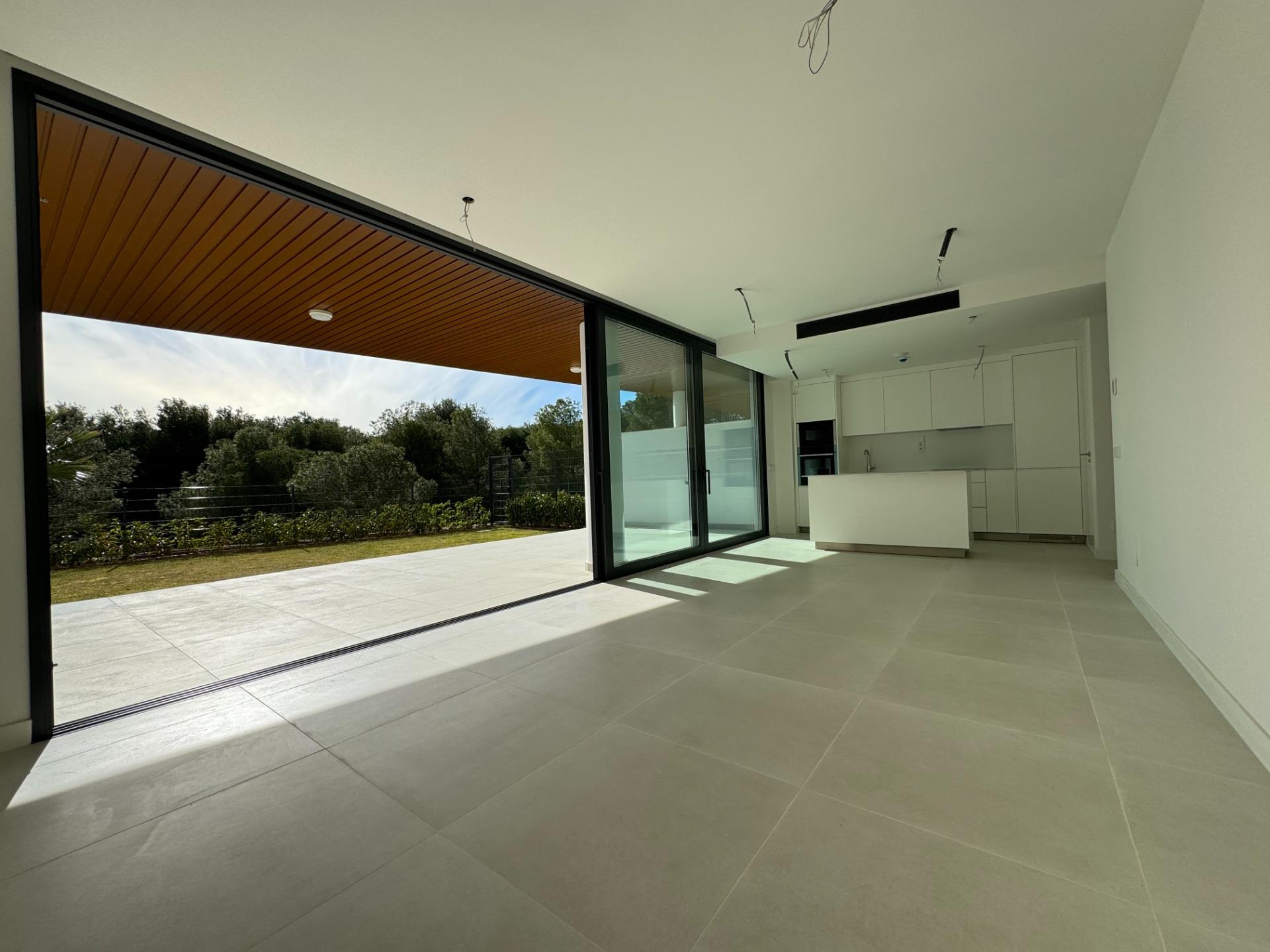 2 Bed, 2 Bath, ApartmentFor Sale, Fuengirola, Malaga