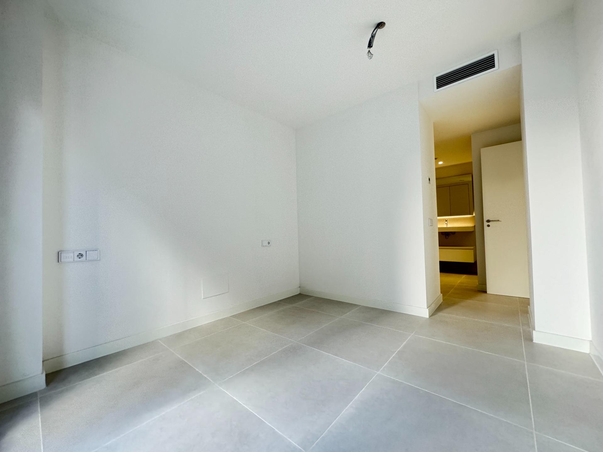 2 Bed, 2 Bath, ApartmentFor Sale, Fuengirola, Malaga