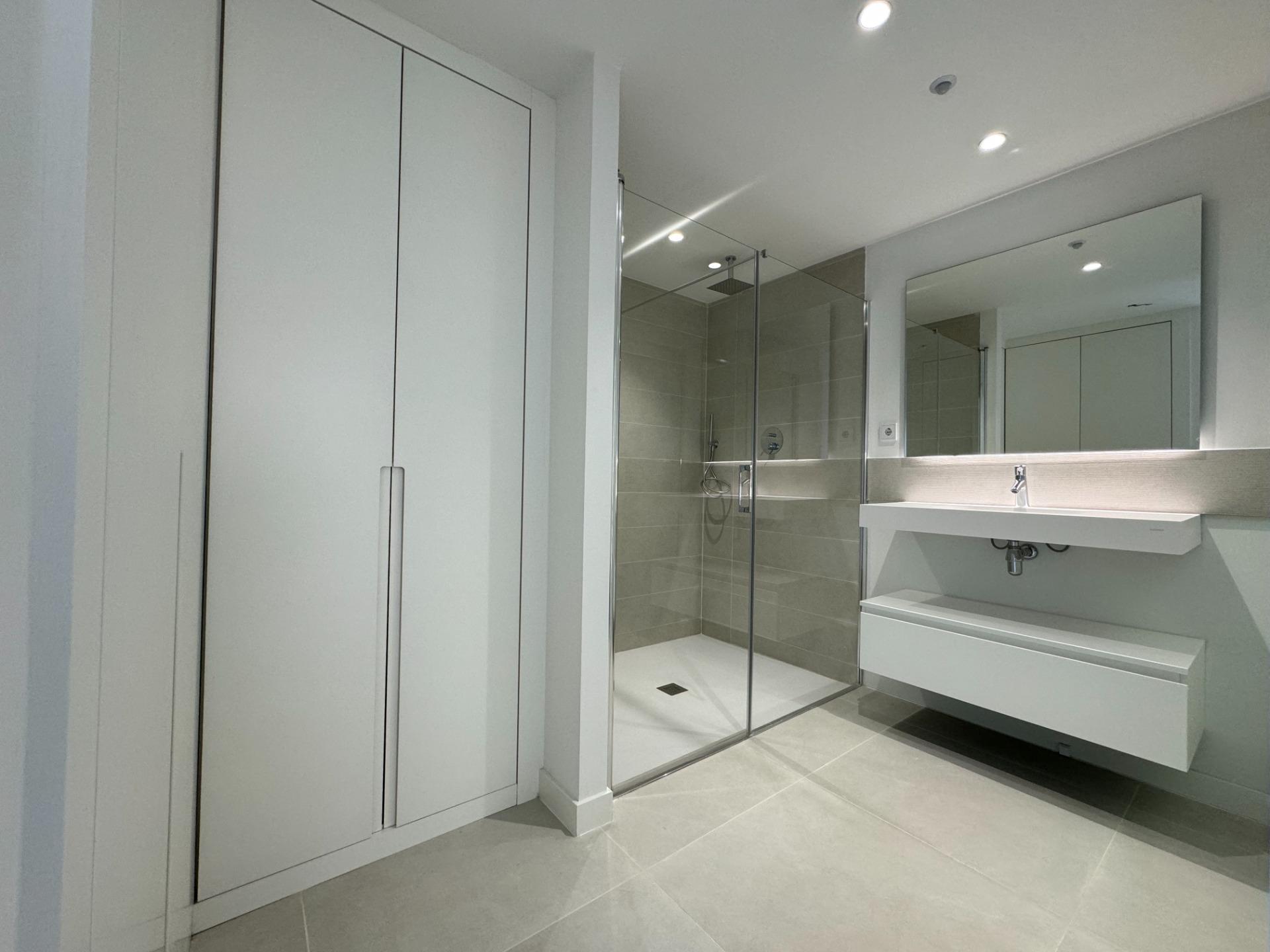 2 Bed, 2 Bath, ApartmentFor Sale, Fuengirola, Malaga