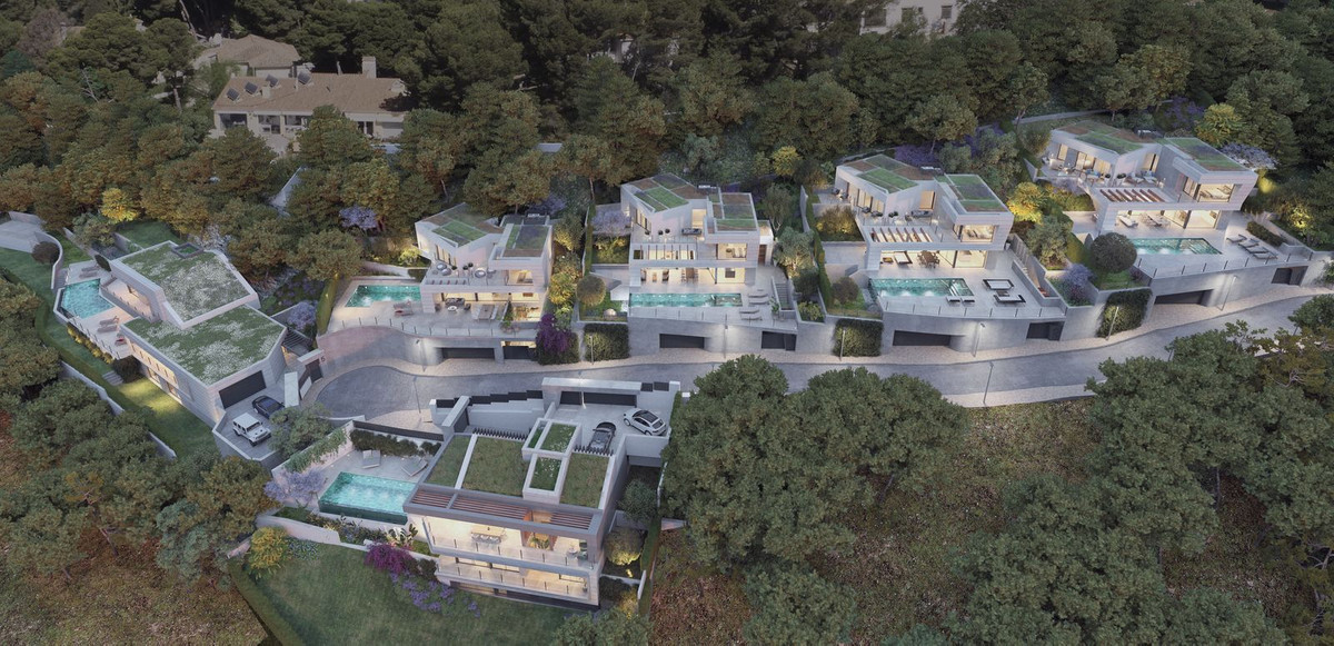 4 Bed, 3 Bath, HouseFor Sale, Malagueta, Malaga