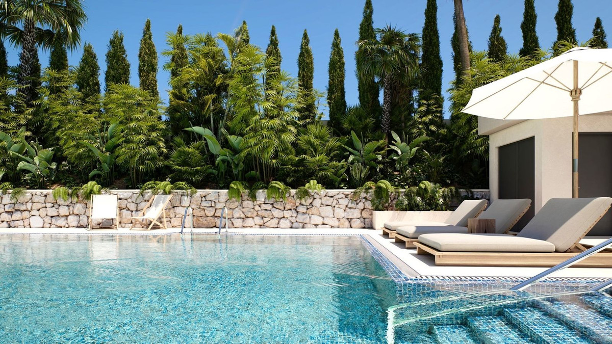 3 Bed, 2 Bath, ApartmentFor Sale, Estepona, Malaga