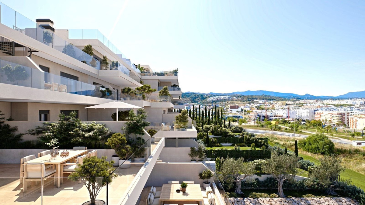 3 Bed, 2 Bath, ApartmentFor Sale, Estepona, Malaga