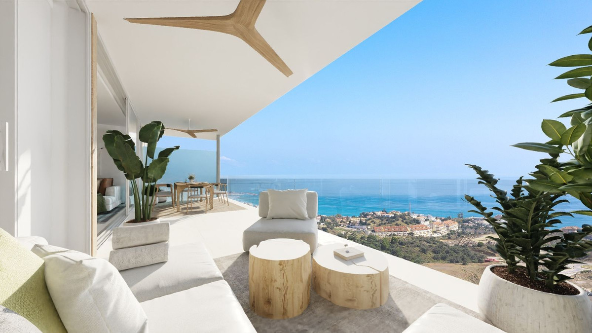 3 Bed, 2 Bath, ApartmentFor Sale, Fuengirola, Malaga