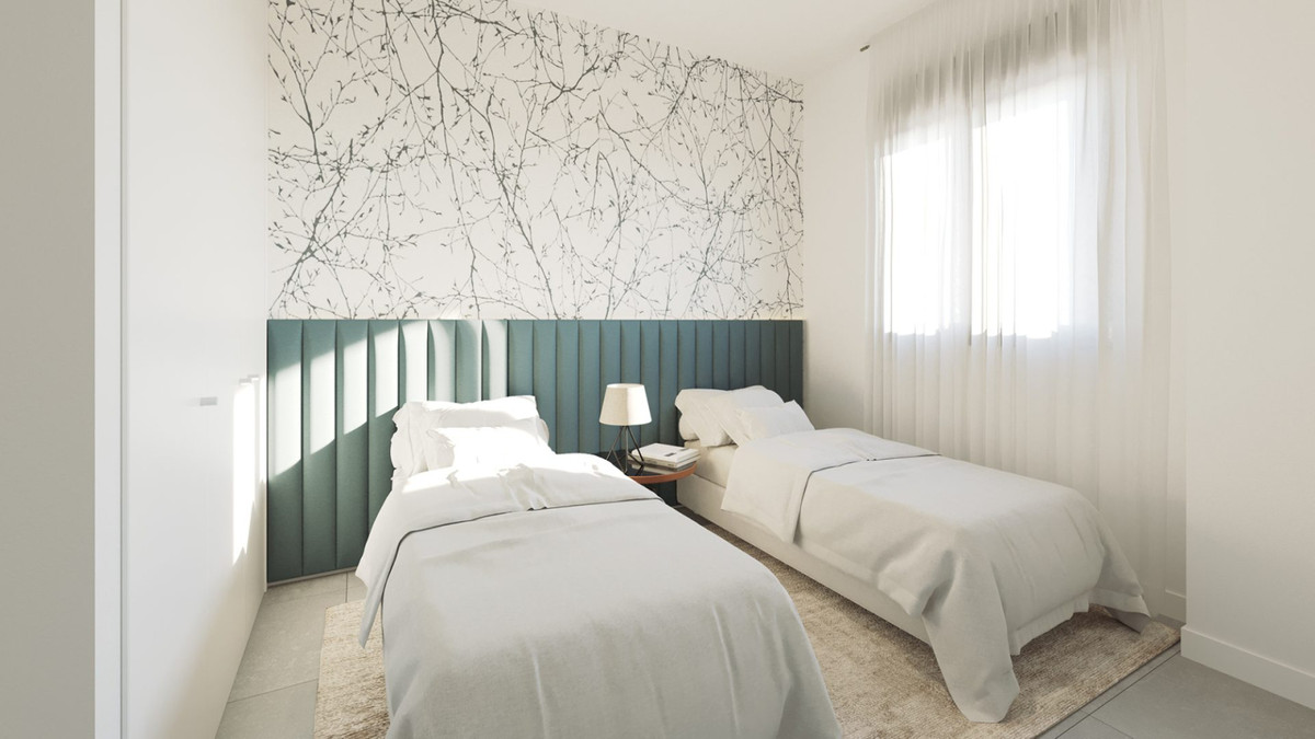 4 Bed, 3 Bath, HouseFor Sale, Estepona, Malaga