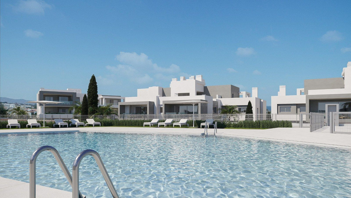 2 Bed, 2 Bath, ApartmentFor Sale, New Golden Mile, Malaga