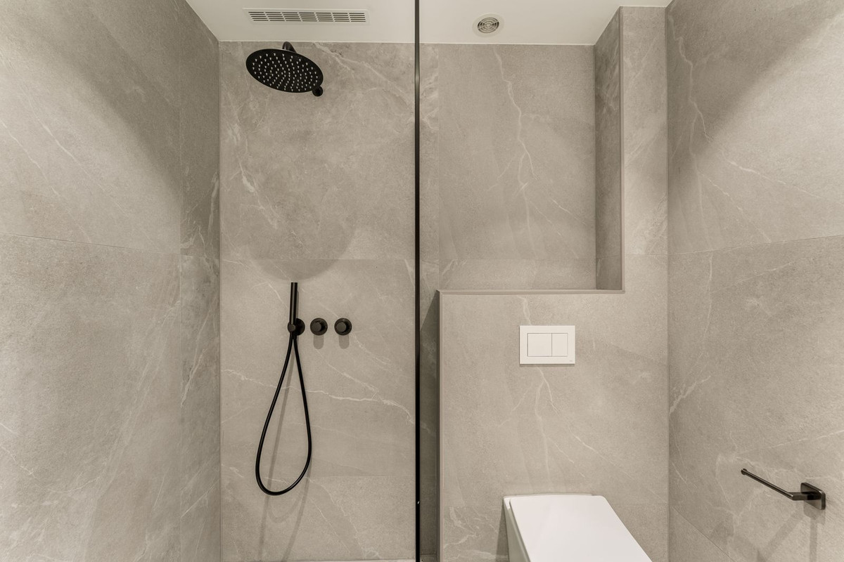 3 Bed, 3 Bath, ApartmentFor Sale, Benahavis, Malaga