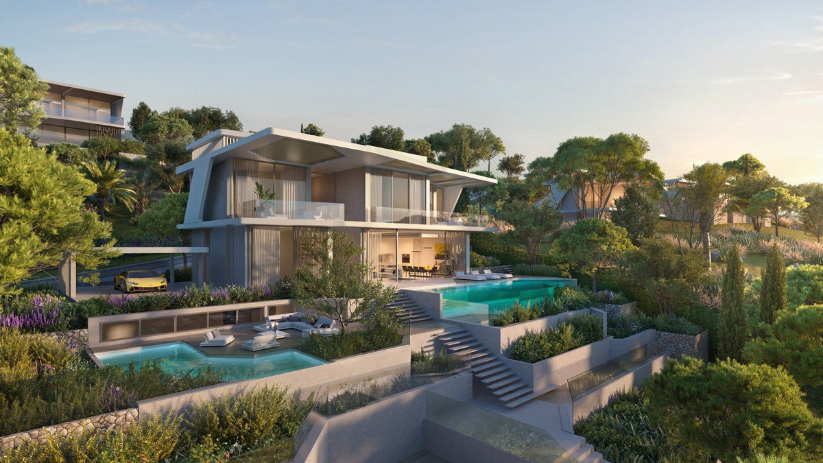 4 Bed, 5 Bath, HouseFor Sale, New Golden Mile, Malaga