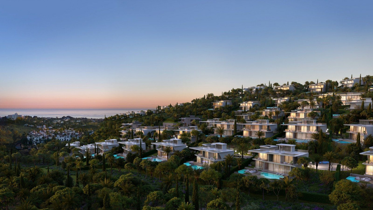 4 Bed, 5 Bath, HouseFor Sale, New Golden Mile, Malaga