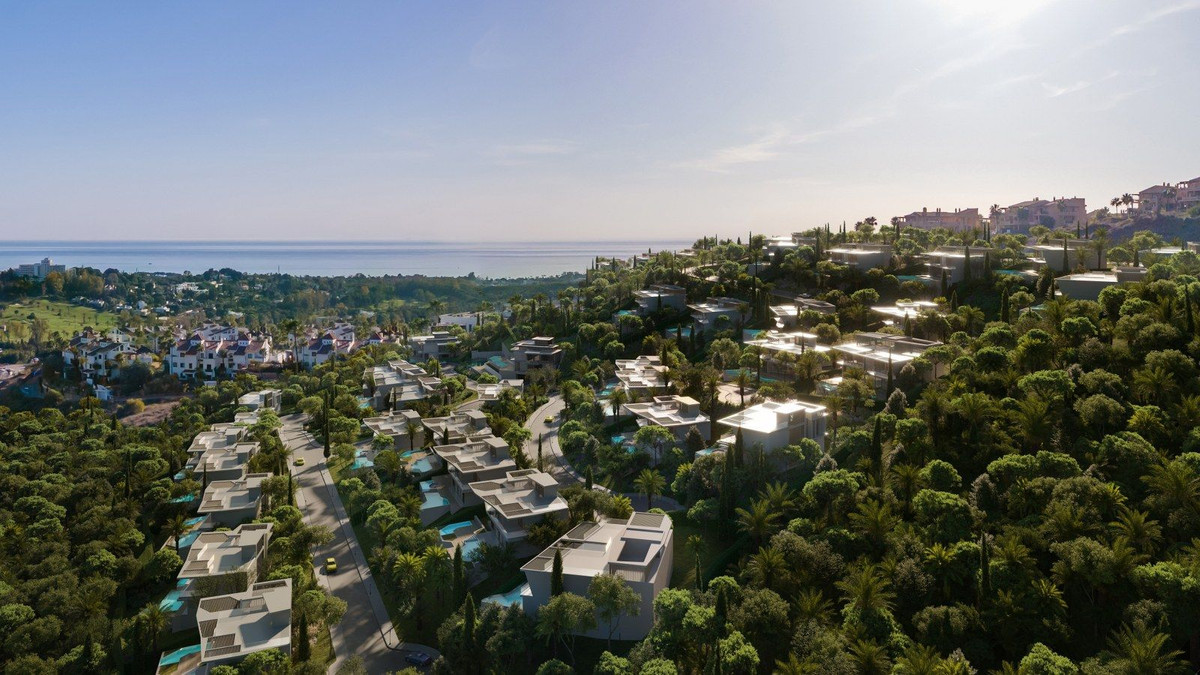 4 Bed, 5 Bath, HouseFor Sale, New Golden Mile, Malaga