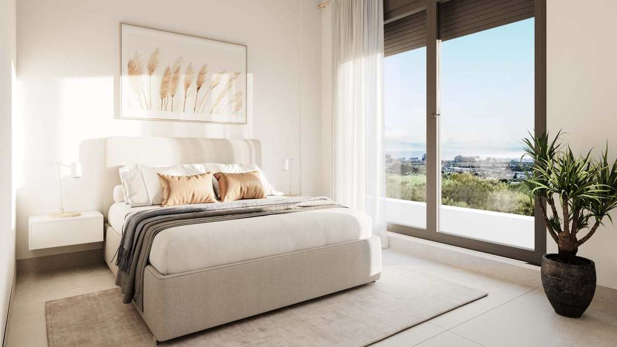 3 Bed, 2 Bath, ApartmentFor Sale, Estepona, Malaga