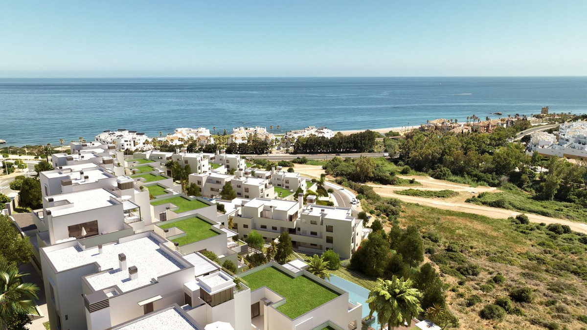 4 Bed, 2 Bath, ApartmentFor Sale, Estepona, Malaga