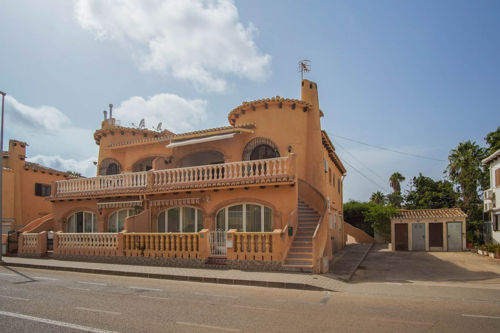 3 Bed, 2 Bath, ApartmentFor Sale, Denia, Alicante