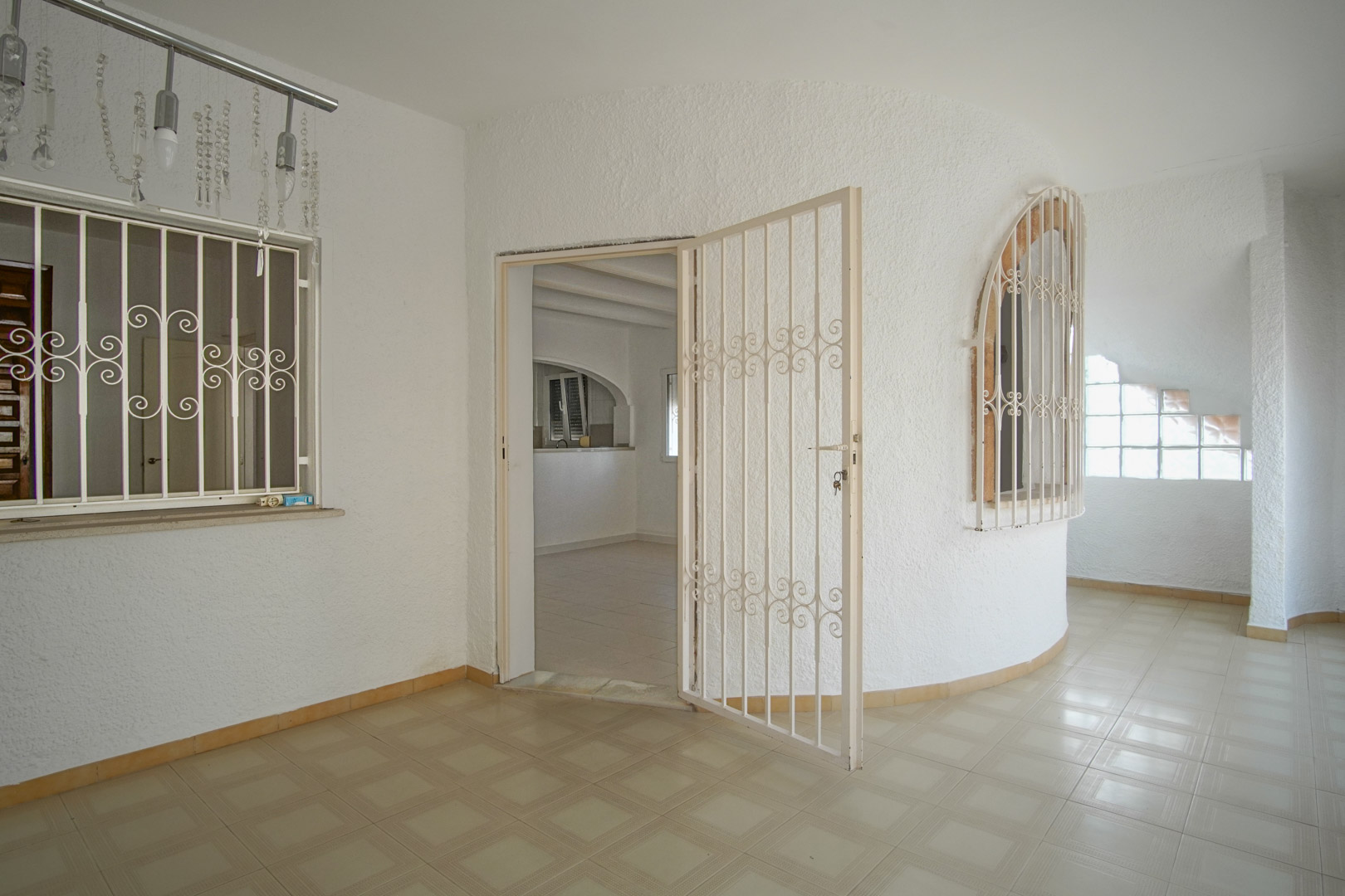 3 Bed, 2 Bath, ApartmentFor Sale, Denia, Alicante