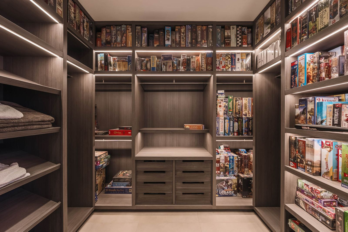 5 Bed, 5 Bath, HouseFor Sale, El Madroñal, Malaga