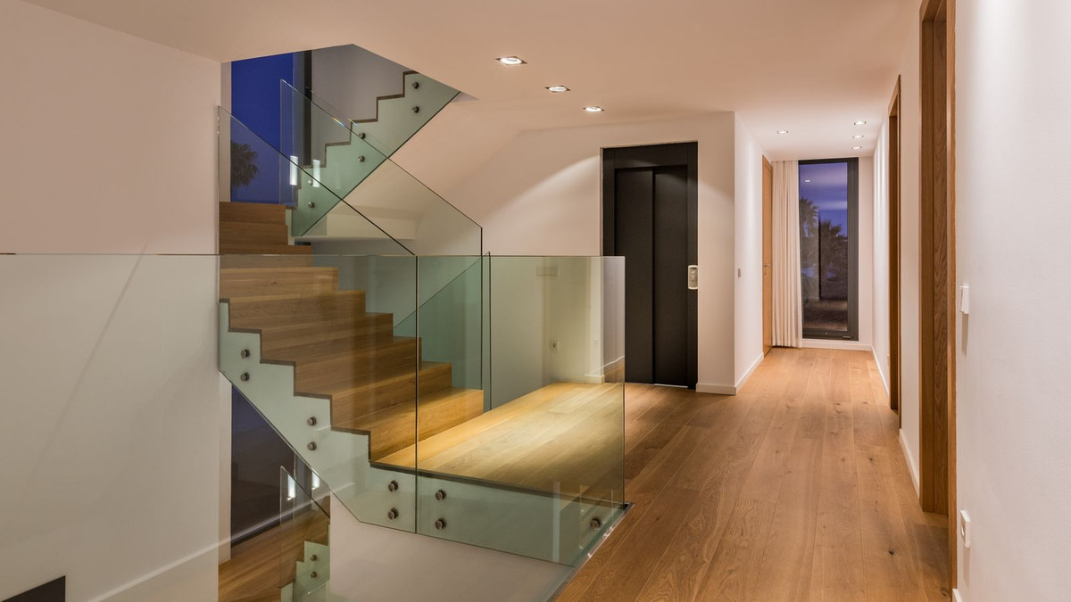 6 Bed, 4 Bath, HouseFor Sale, Costabella, Malaga