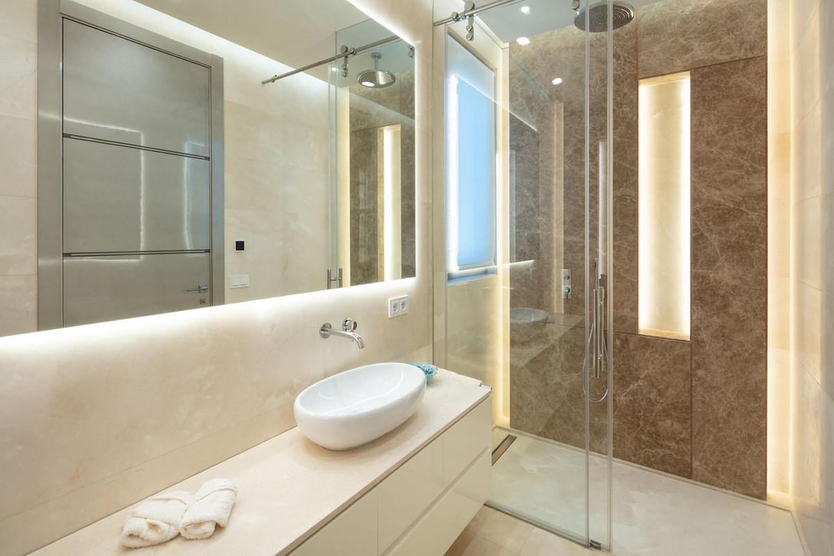 6 Bed, 6 Bath, HouseFor Sale, Nueva Andalucia, Malaga