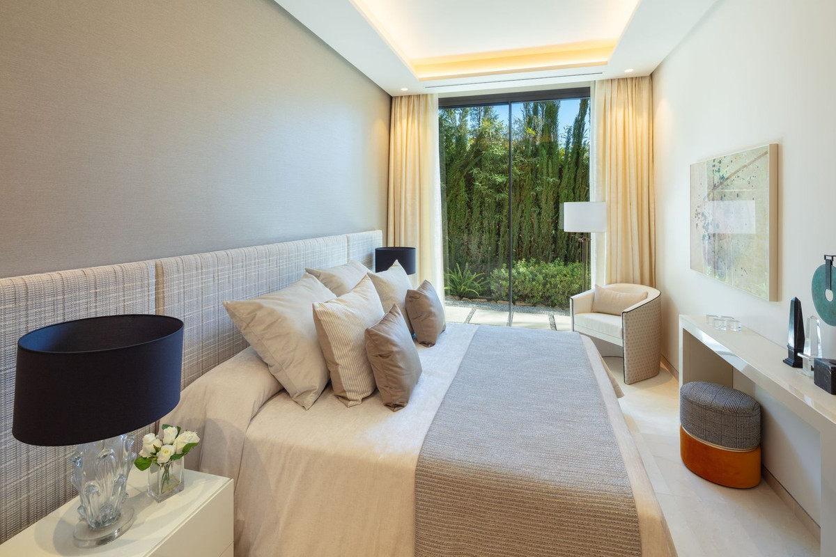 6 Bed, 6 Bath, HouseFor Sale, Nueva Andalucia, Malaga