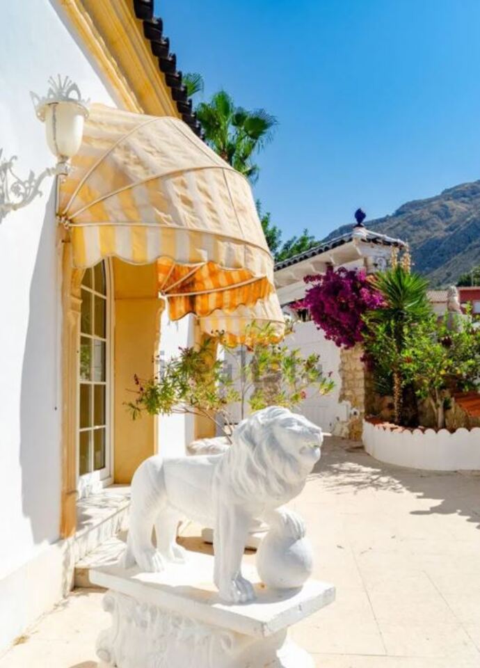 15 Bed, 9 Bath, HouseFor Sale, Orxeta, Alicante