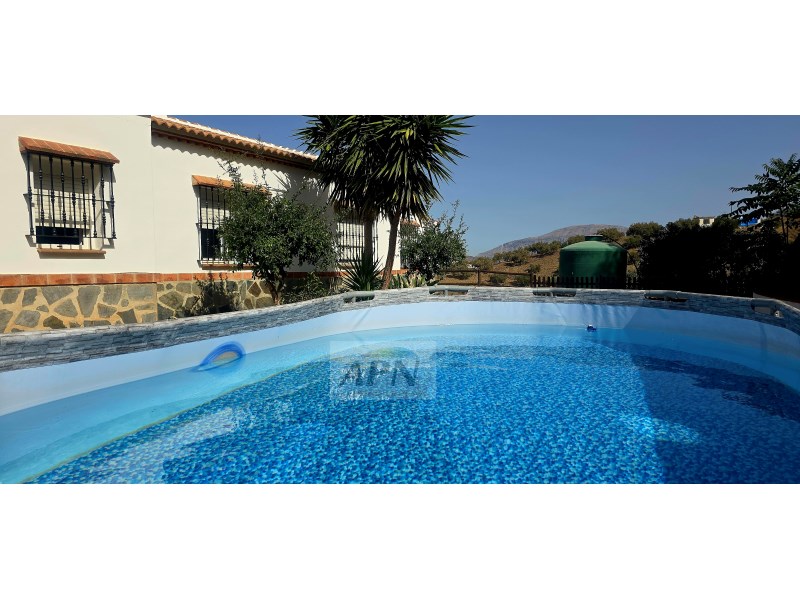 3 Bed, 2 Bath, HouseFor Sale, Álora, Malaga