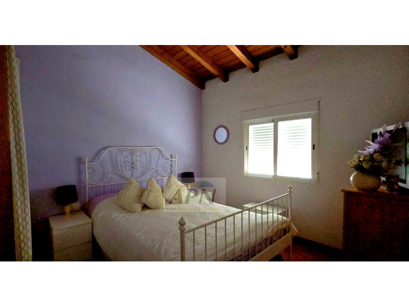 3 Bed, 2 Bath, HouseFor Sale, Álora, Malaga
