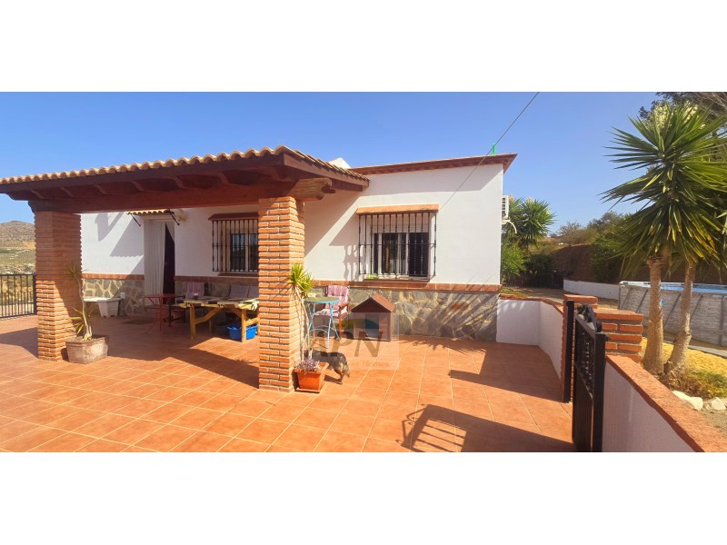 3 Bed, 2 Bath, HouseFor Sale, Álora, Malaga