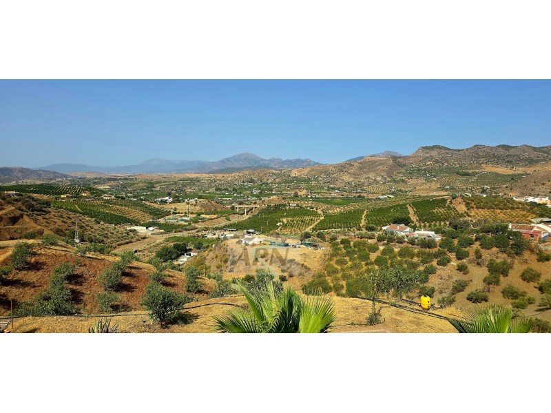 3 Bed, 2 Bath, HouseFor Sale, Álora, Malaga