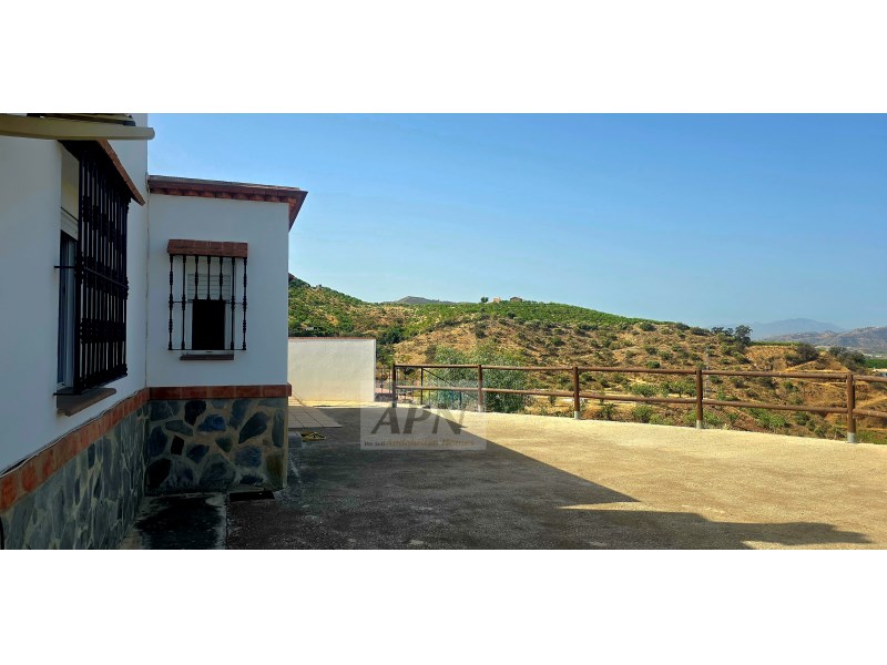 3 Bed, 2 Bath, HouseFor Sale, Álora, Malaga