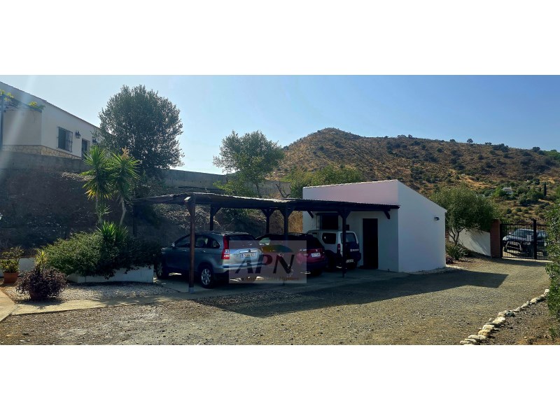 3 Bed, 2 Bath, HouseFor Sale, Álora, Malaga