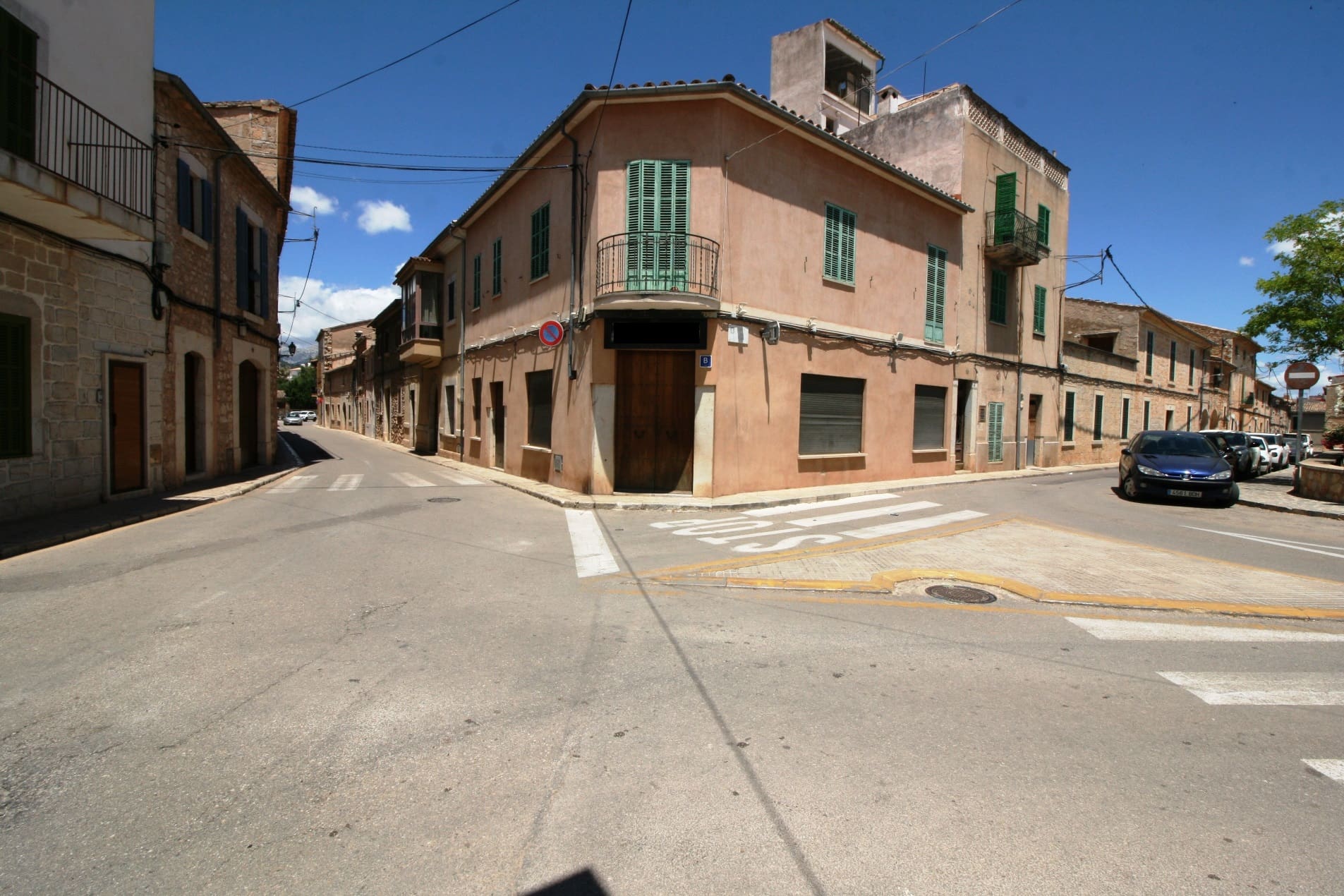 Commercial Property, For Sale