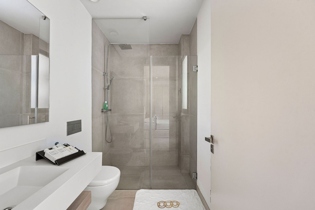 4 Bed, 5 Bath, HouseFor Sale, Estepona, Malaga