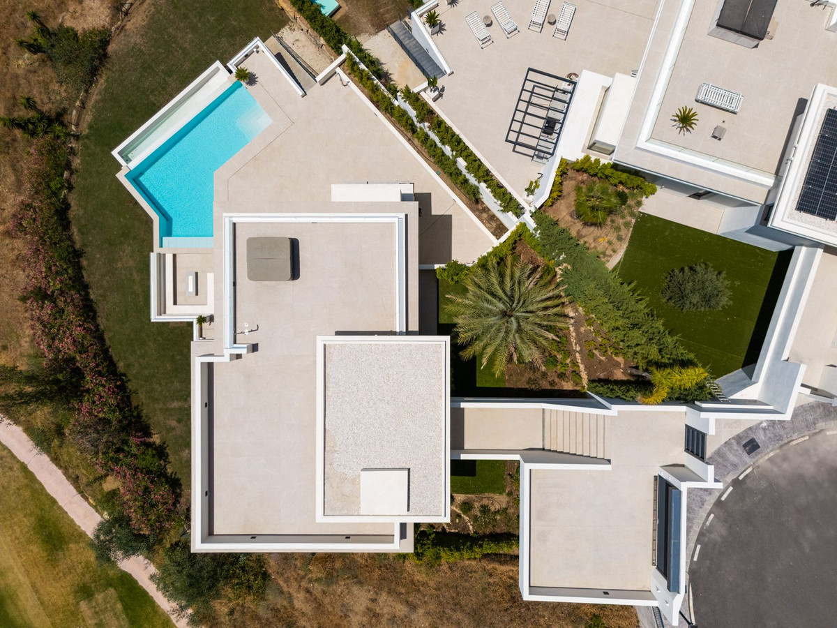 4 Bed, 4 Bath, HouseFor Sale, Estepona, Malaga