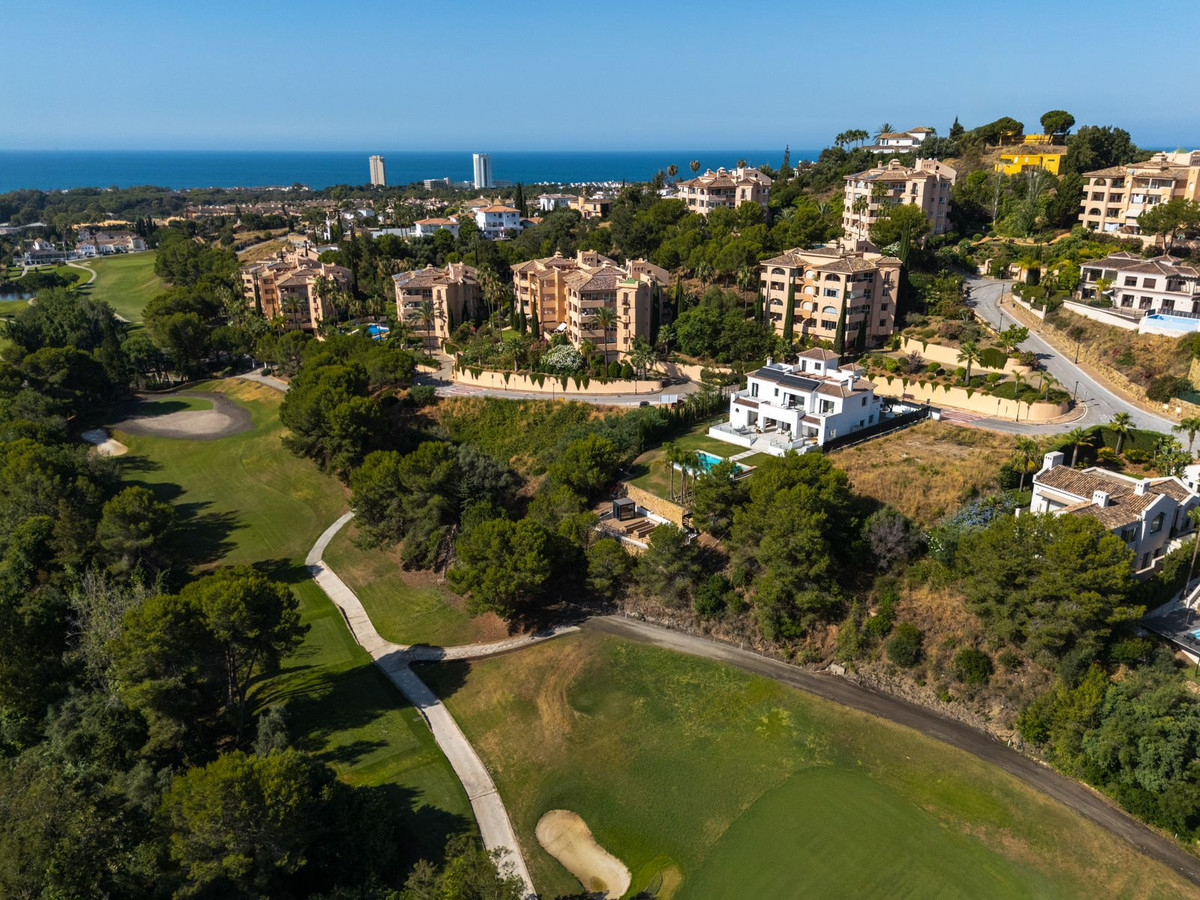 5 Bed, 6 Bath, HouseFor Sale, Elviria, Malaga