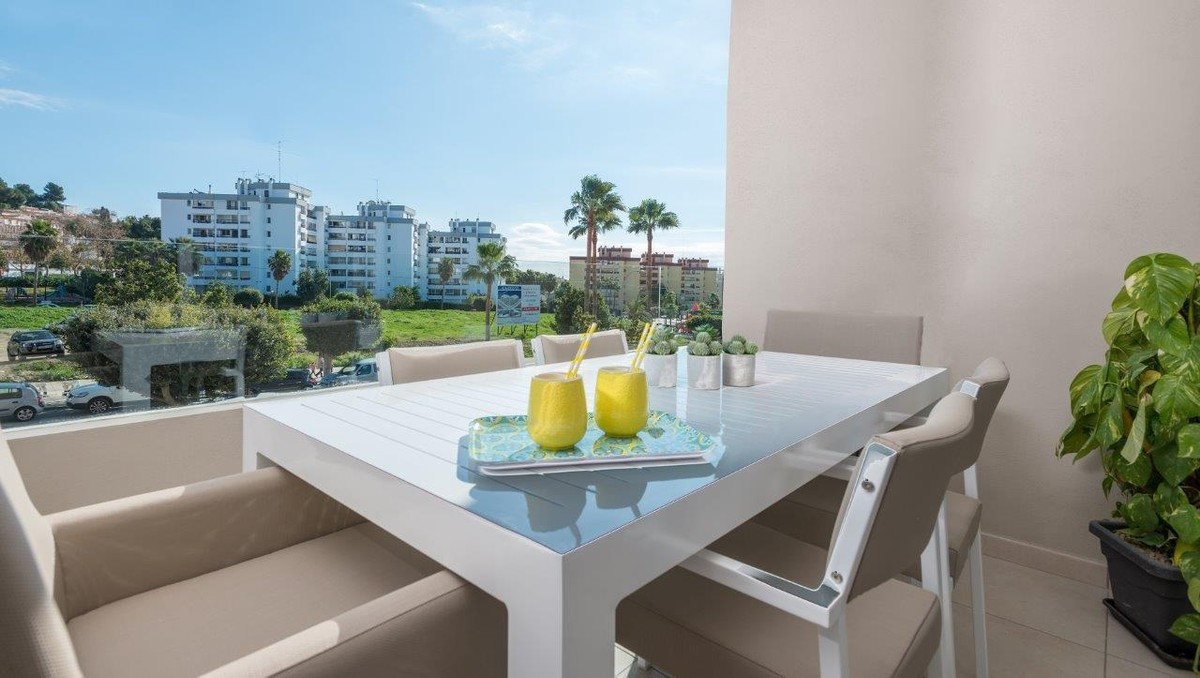 3 Bed, 2 Bath, ApartmentFor Sale, Nueva Andalucia, Malaga