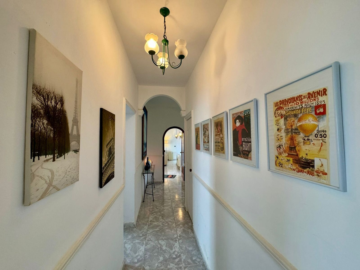 5 Bed, 3 Bath, HouseFor Sale, Mijas, Malaga