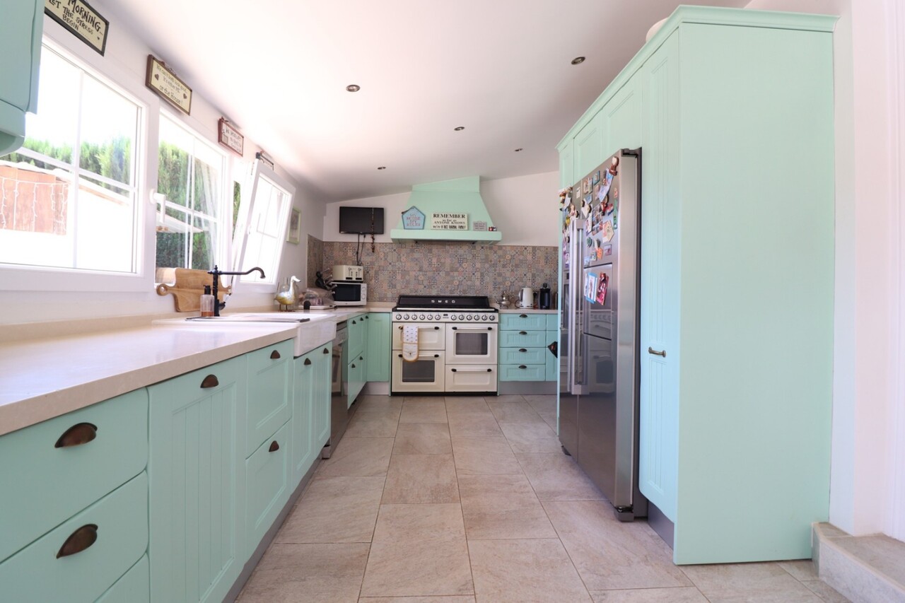 6 Bed, 3 Bath, HouseFor Sale, Heredades, Alicante