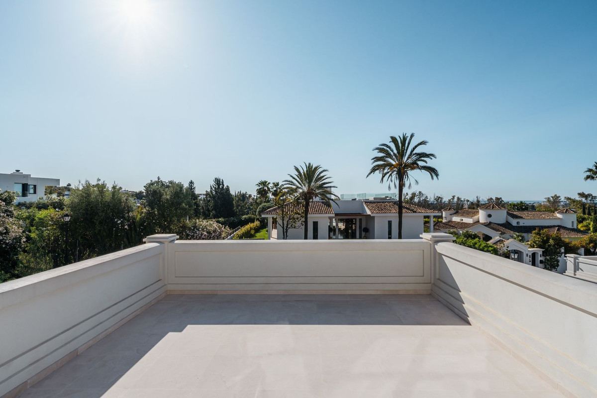 4 Bed, 5 Bath, HouseFor Sale, Nueva Andalucia, Malaga