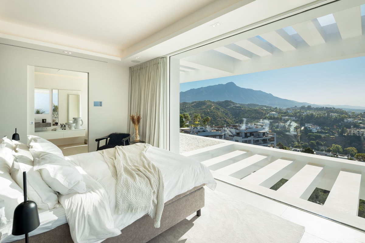 6 Bed, 6 Bath, HouseFor Sale, La Quinta, Malaga