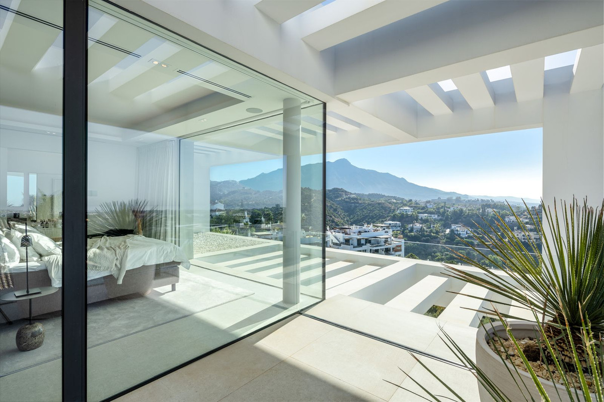 6 Bed, 6 Bath, HouseFor Sale, La Quinta, Malaga