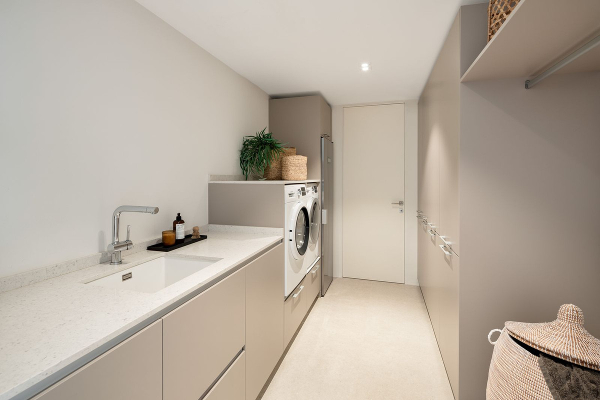 6 Bed, 6 Bath, HouseFor Sale, La Quinta, Malaga