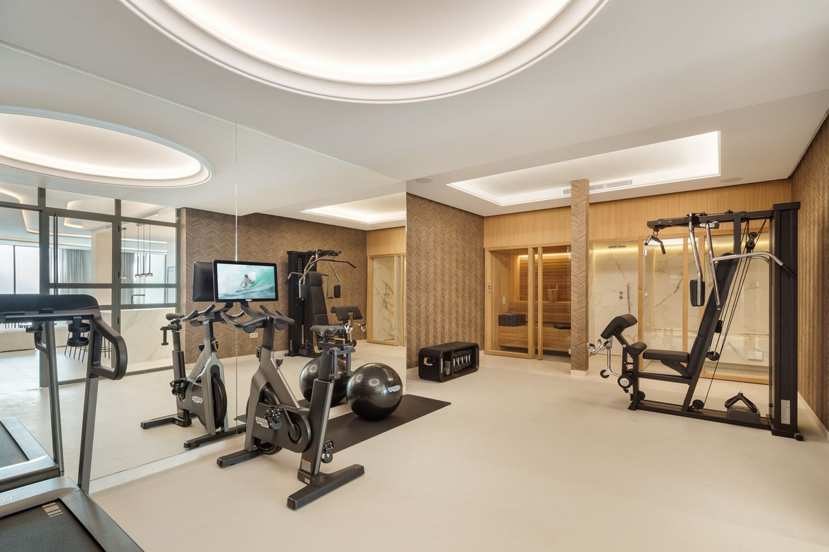 5 Bed, 6 Bath, HouseFor Sale, Las Brisas, Malaga