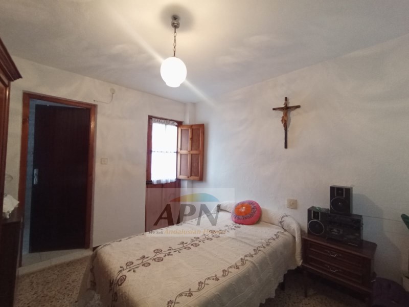 4 Bed, 2 Bath, HouseFor Sale, Alozaina, Malaga
