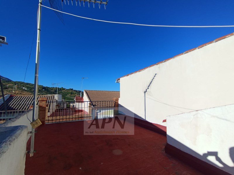 4 Bed, 2 Bath, HouseFor Sale, Alozaina, Malaga