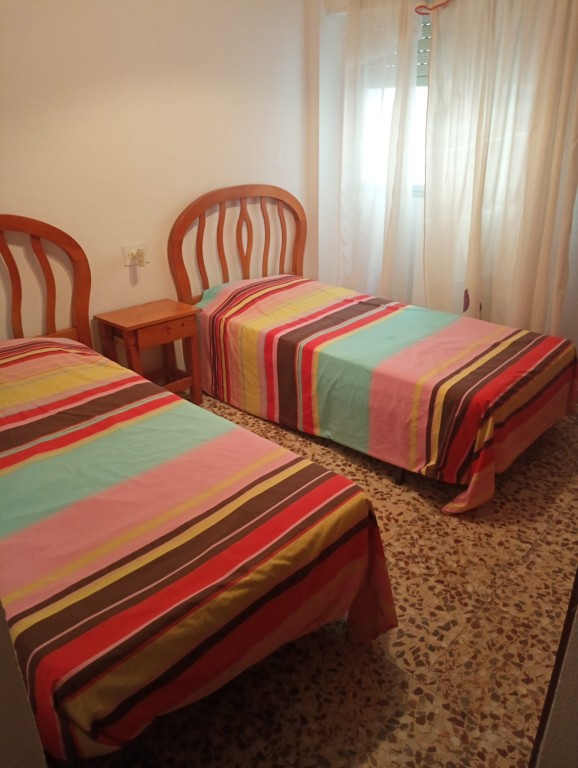 5 Bed, 2 Bath, HouseFor Sale, Benidorm, Alicante